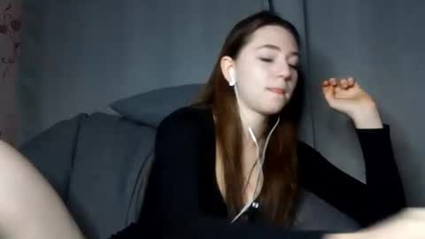 Snapshot of savannasotos chatting on October 2025 03:20:02 PM Sophie online show from October 2025 03:20:02 PM