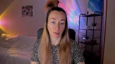 save the qween online show from December 2025 05:55:02 AM