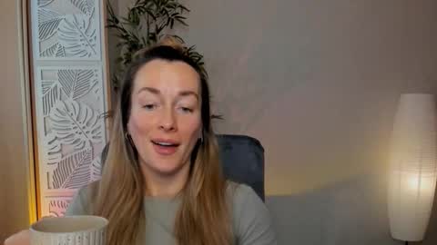 save the qween online show from February 2026 07:30:01 AM