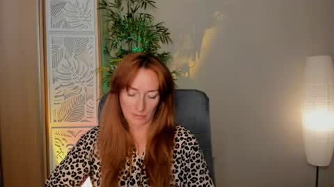 Snapshot of save_the_qween chatting on June 2026 10:15:01 AM save the qween online show from June 2026 10:15:01 AM