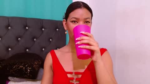 saykimmy online show from November 2025 03:29:02 AM