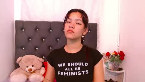 saykimmy online show from November 2025 06:56:01 AM