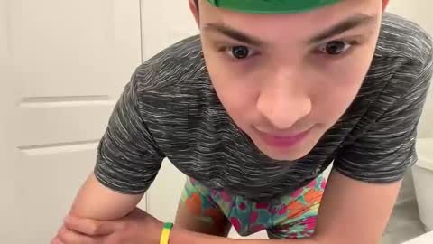 sbouchikh03 online show from December 2025 03:13:02 AM