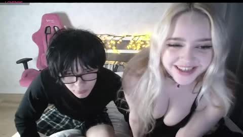Snapshot of scallymilana chatting on May 2026 03:53:02 PM scallymilana online show from May 2026 03:53:02 PM