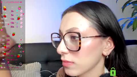 Snapshot of scarett_jackson chatting on June 2026 03:06:02 AM Scarett Jackson online show from June 2026 03:06:02 AM