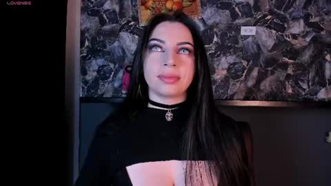 Snapshot of scarlattaa_desire chatting on July 2026 03:23:01 AM SCARLATTA DESIRE online show from July 2026 03:23:01 AM