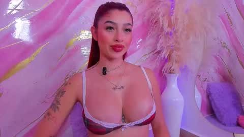 Snapshot of scarleett_jones chatting on February 2026 10:30:02 PM scarleett jones online show from February 2026 10:30:02 PM