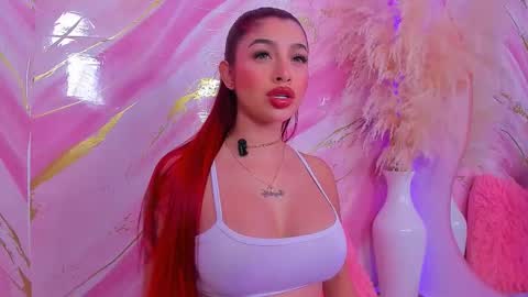 Snapshot of scarleett_jones chatting on February 2026 10:20:02 PM scarleett jones online show from February 2026 10:20:02 PM