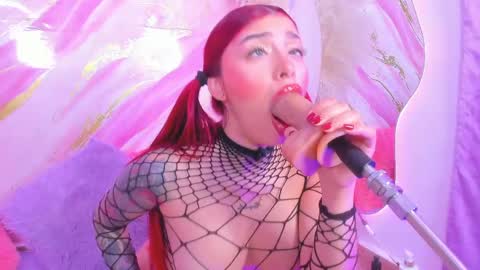scarleett jones online show from May 2026 10:18:01 PM