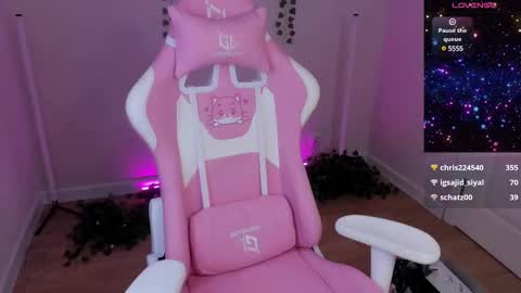 scarlet_cu1e online show from March 2025 04:10:01 AM