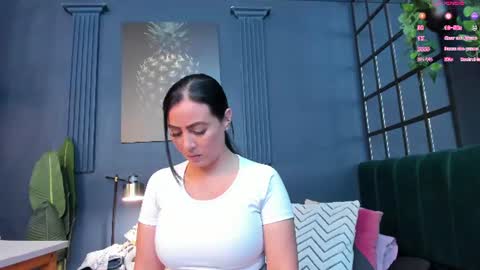 Snapshot of scarlet_edwars chatting on July 2026 03:05:02 PM Scarlet Edwars online show from July 2026 03:05:02 PM