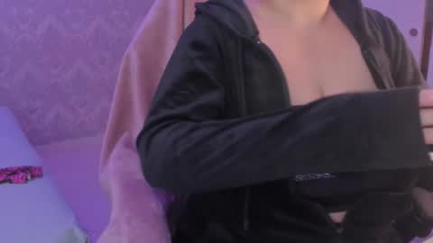  Celeste online show from October 2025 12:02:01 PM