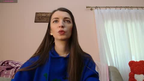 Snapshot of scarlet_rosse chatting on April 2026 11:30:02 AM Scarlet online show from April 2026 11:30:02 AM