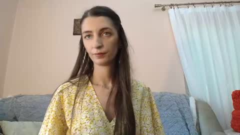 Scarlet online show from June 2026 01:04:02 PM