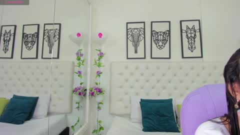 Isa online show from December 2024 11:00:01 AM