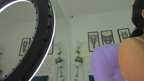 Isa online show from February 2025 11:06:02 AM