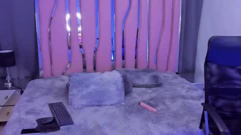 SCARLET online show from January 2025 07:05:01 AM