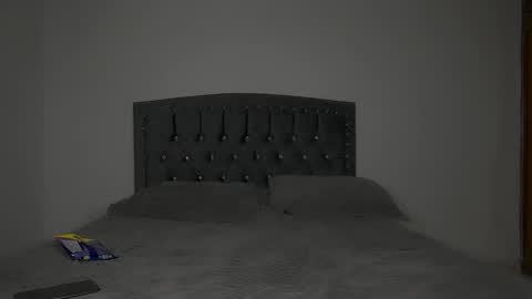 Snapshot of scarletandkate chatting on September 2025 03:39:02 AM scarletandkate online show from September 2025 03:39:02 AM