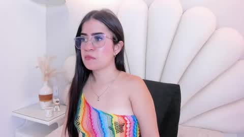 Scarleth online show from February 2026 12:31:01 PM