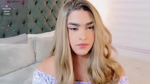 scarleth_sweety online show from September 2025 12:32:02 AM