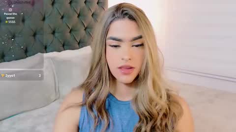 scarleth_sweety online show from September 2025 12:45:02 AM