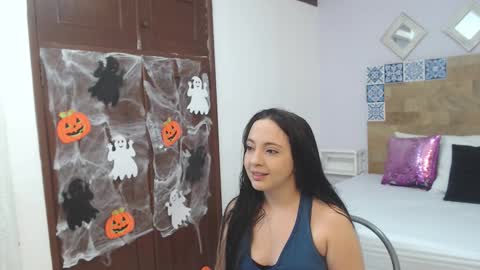 scarlet  online show from October 2025 12:15:02 PM