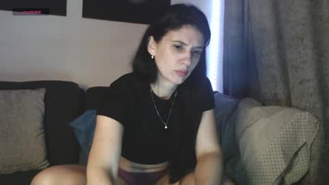 scarletmoons online show from April 2026 11:46:02 PM