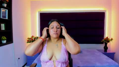 Snapshot of scarletmuse69 chatting on August 2026 01:53:01 AM Scarlet online show from August 2026 01:53:01 AM