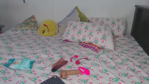 scarlett online show from October 2025 11:08:02 AM