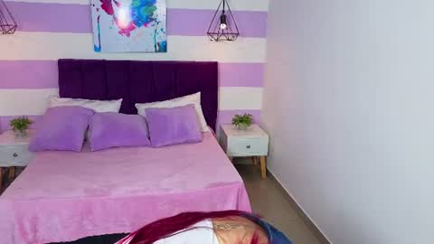 Snapshot of scarlett__bell chatting on June 2026 11:42:02 AM Scarlett online show from June 2026 11:42:02 AM