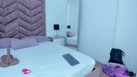 scarlett__noir online show from March 2026 03:06:02 PM