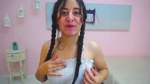 Scarlett online show from February 2026 12:23:02 PM