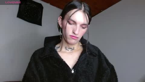 scarlet online show from April 2026 01:41:02 AM