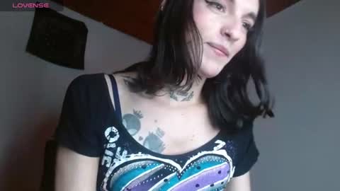 Snapshot of scarlett_crastrawberry chatting on June 2026 10:31:02 AM scarlet online show from June 2026 10:31:02 AM