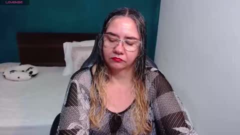 Scarlett  online show from October 2025 12:57:01 AM