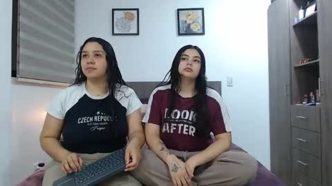 Scarlett and Jazmin online show from May 2026 03:46:02 AM