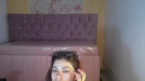 Snapshot of scarlett_jhonson_ch chatting on April 2026 01:50:02 PM scarlett_jhonson_ch online show from April 2026 01:50:02 PM