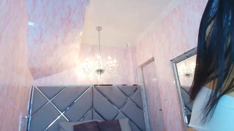 scarlett montoya  online show from January 2026 01:02:02 PM