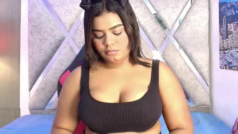 Snapshot of scarlett_moon7 chatting on June 2026 01:36:01 PM SCARLET online show from June 2026 01:36:01 PM
