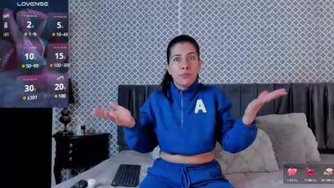 Scarlett online show from December 2024 01:49:02 PM