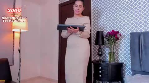 Scarlett online show from December 2024 07:53:02 PM