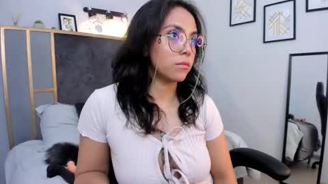 Scarllett online show from November 2025 09:41:02 PM