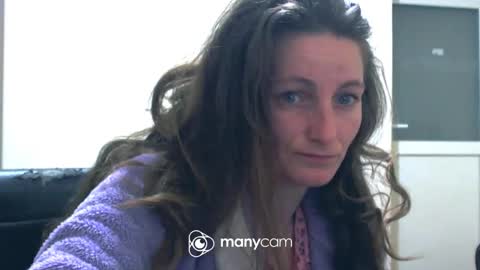 Snapshot of scarlett_queen01 chatting on March 2025 04:16:02 AM scarlett_queen01 online show from March 2025 04:16:02 AM