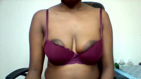 Scarlett online show from June 2026 03:52:02 AM