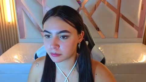 Scarlett online show from September 2025 01:04:01 PM