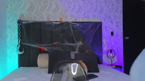 Scarlett online show from October 2025 05:11:02 AM