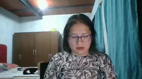 Snapshot of scarlett_widow chatting on September 2025 03:55:02 AM scarlett_widow online show from September 2025 03:55:02 AM