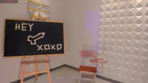 Sacrlett Blaze online show from October 2025 01:01:02 PM