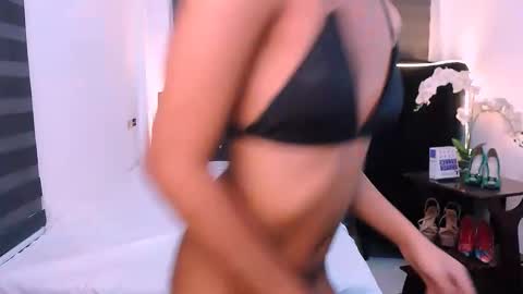 scarlette online show from February 2025 09:27:01 AM