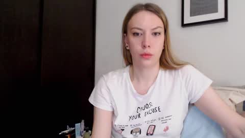 Snapshot of scarlettford chatting on October 2025 05:08:01 PM Scarlett online show from October 2025 05:08:01 PM